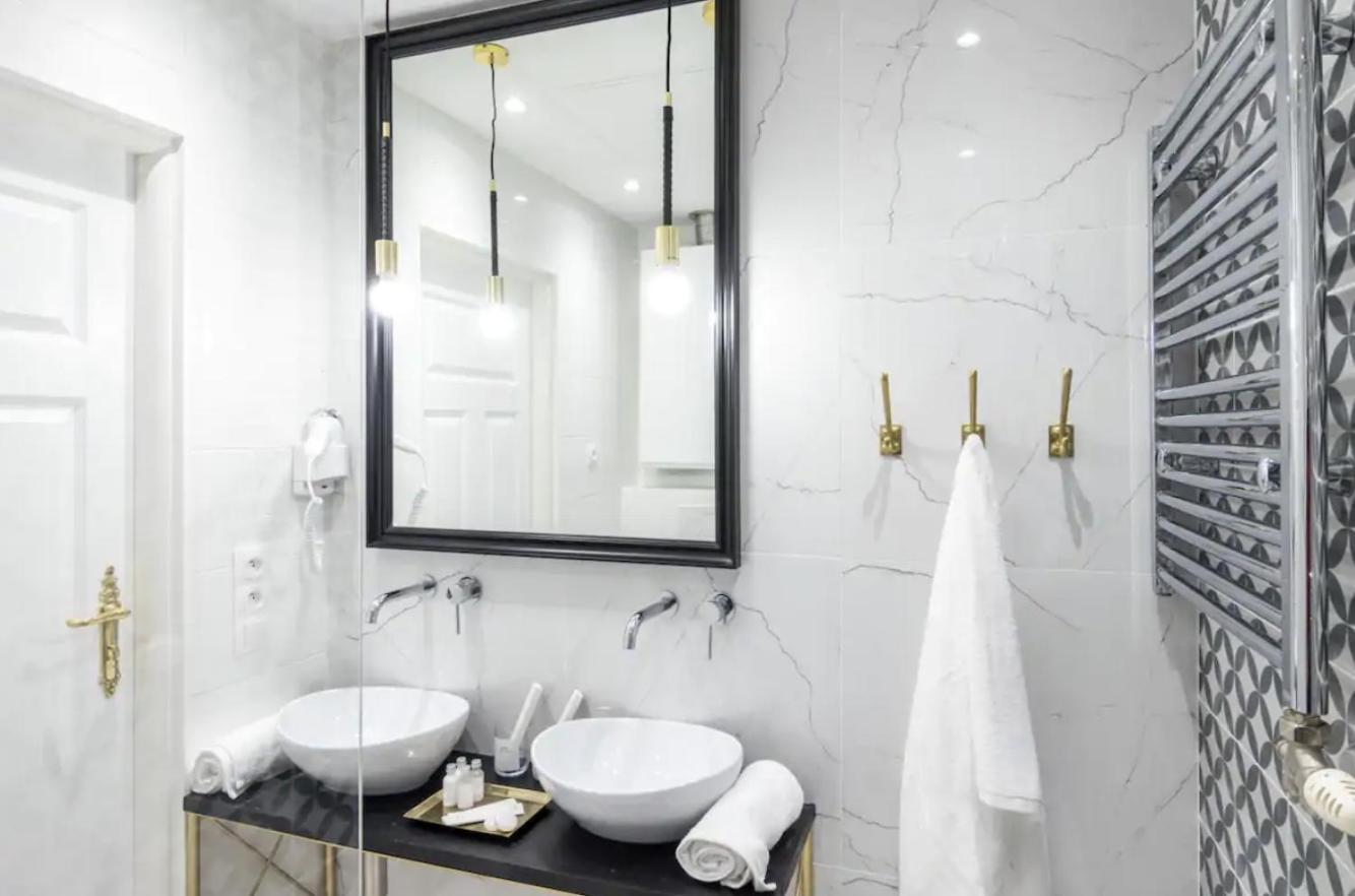 Jozefa 20 Street 2 Bedroom Apartment Cracovia Esterno foto